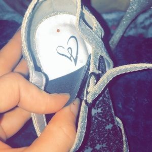 Women’s Windsor heels